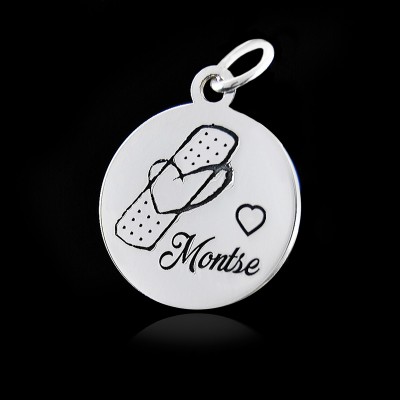 Colgante Tirita Personalizado de Plata| Regalo ideal Sanitarias