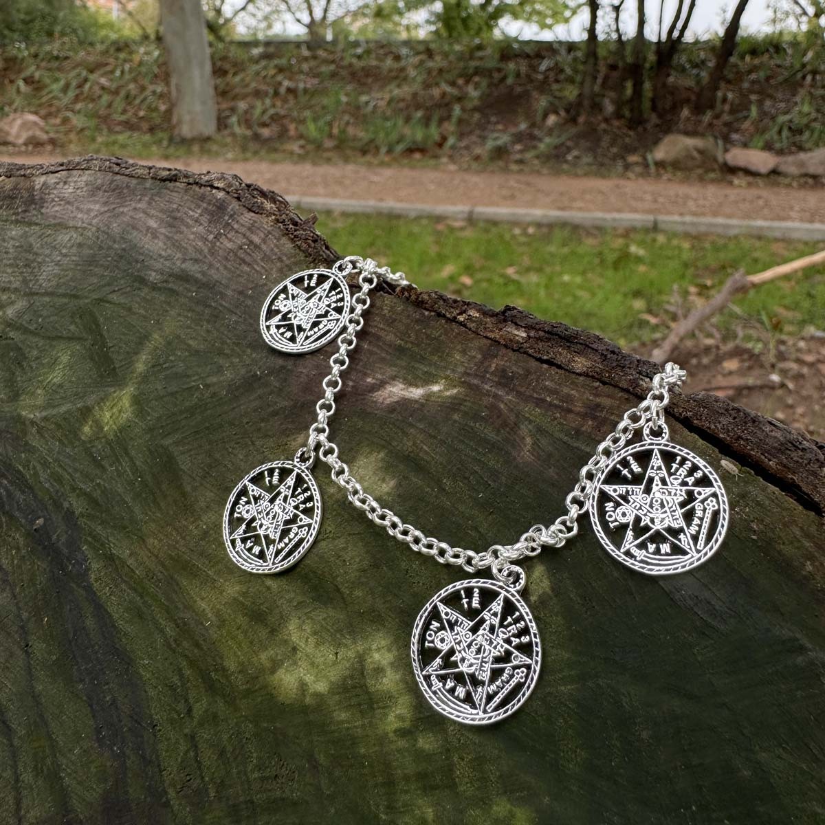 Pulsera Tetragrámaton plata de ley al mejor precio