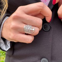 Anillo árbol de la vida: significado y elegancia