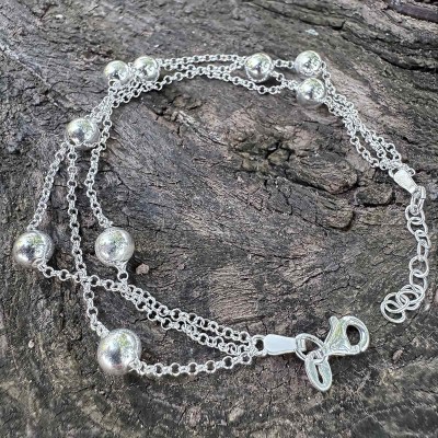 Pulsera de Tres Hilos y Bolas de Plata de Ley
