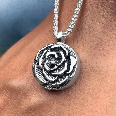 Guardapelos de Plata Rosa, joyería ancestral | La Joya de Plata