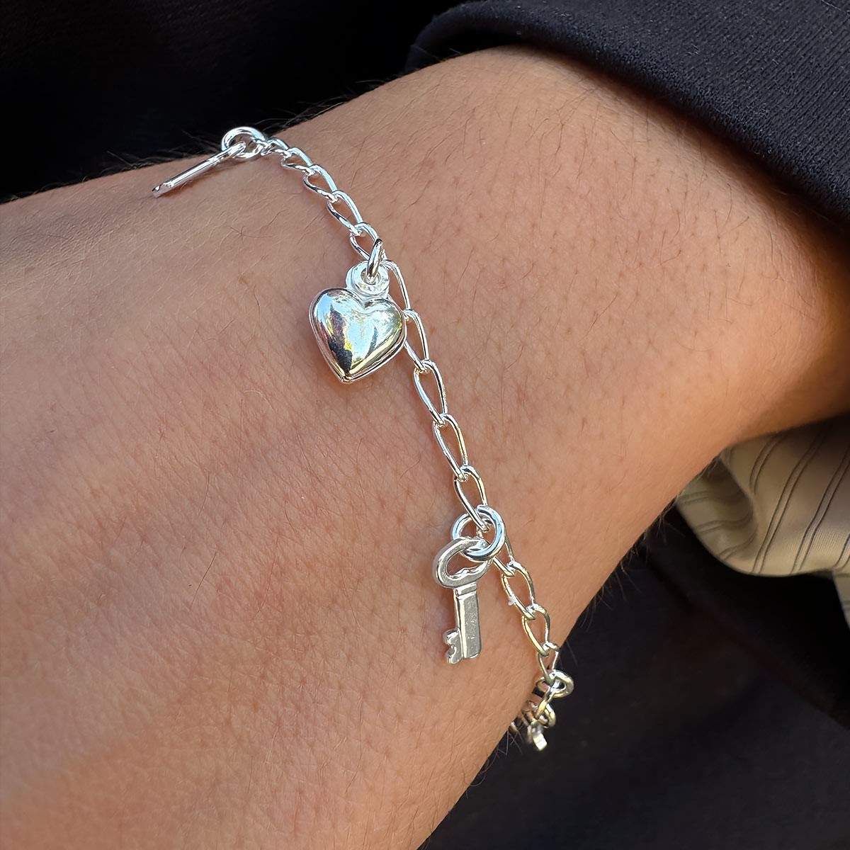 Pulsera Corazones Plata 925 y Llaves | Joyas con Encanto