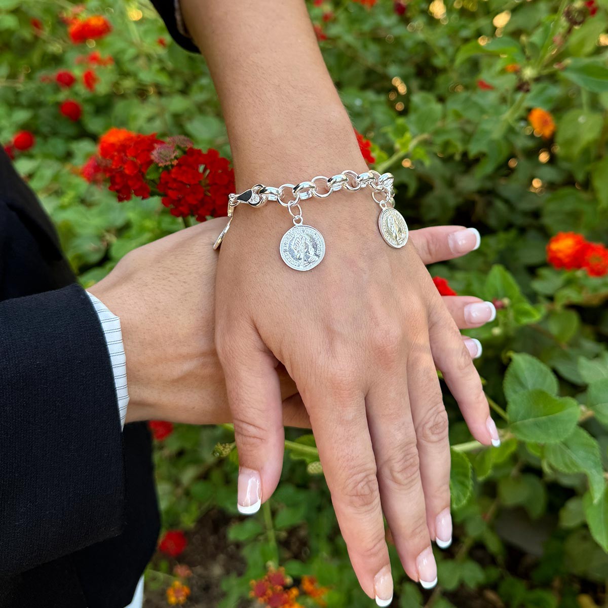 Pulsera de Plata con Monedas Isabelinas