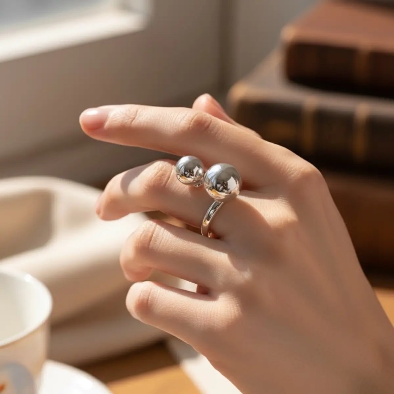 Anillo Dos Bolas fabricado en Plata de Ley 925 | Joyería Singular 2