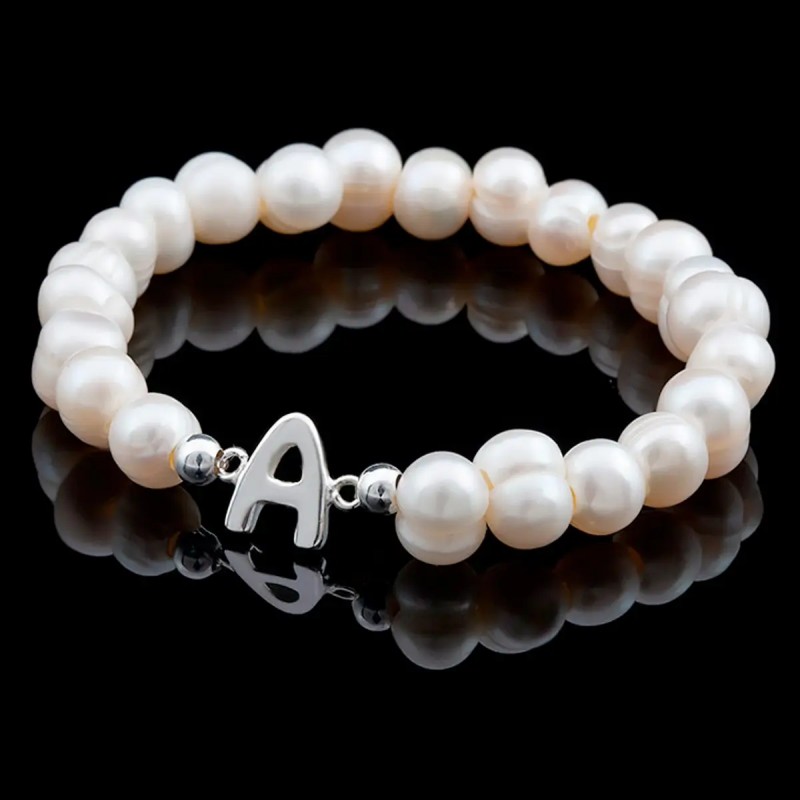 Pulsera Perlas Cultivadas con Inicial | Elegancia Personalizada